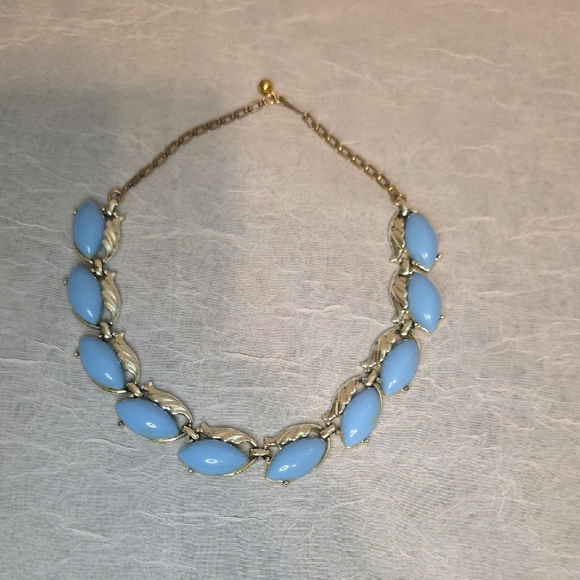 Elegant Blue and White GolWomen's Necklace - Picture 7 of 11